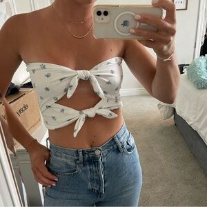 Multi-wear Hollister Top